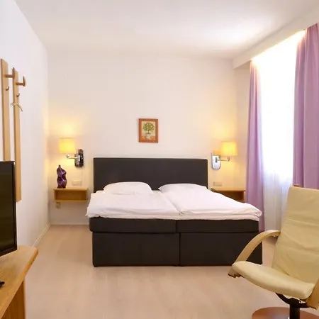 Hotel Hotel- Und Parkcafe Bad Berneck Bad Berneck im Fichtelgebirge