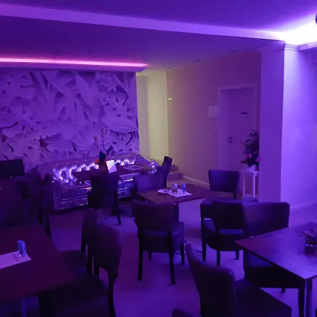 Hotel- Und Parkcafe Bad Berneck * Bad Berneck im Fichtelgebirge