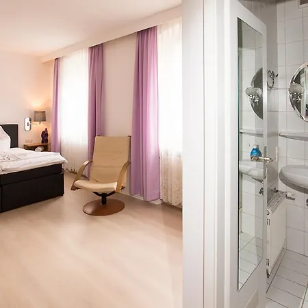 Hotel- Und Parkcafe Bad Berneck Hotel *