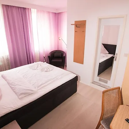 Hotel Hotel- Und Parkcafe Bad Berneck Bad Berneck im Fichtelgebirge